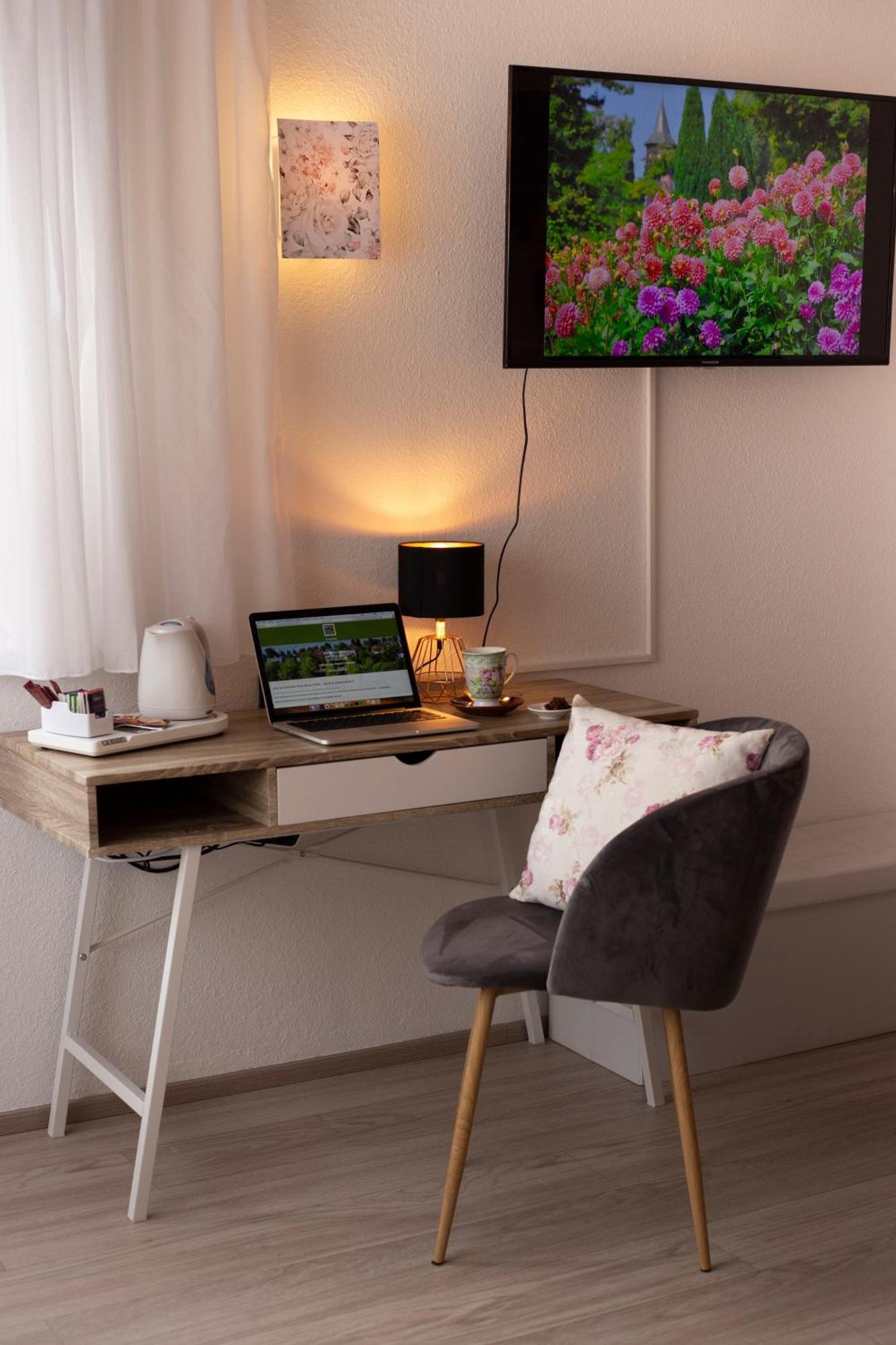 Haus Rose Bed & Breakfast Allensbach Dış mekan fotoğraf